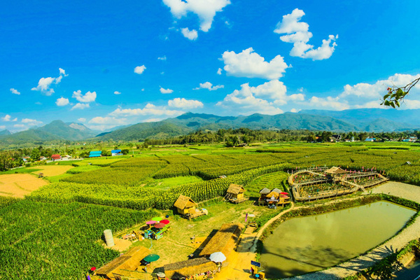 泰国旅游攻略必去景点(泰国旅游攻略必去景点图片大全)