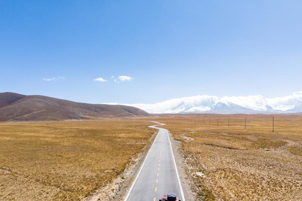 西藏旅游攻略必去景点大全(西藏旅游攻略必去景点大全图片)