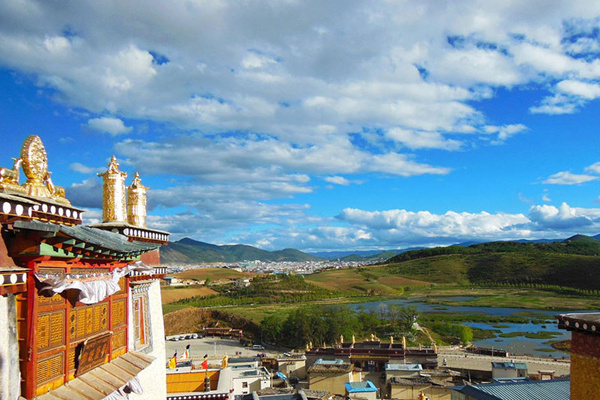 西藏旅游攻略必去景点顺序(西藏旅游攻略必去景点顺序图)